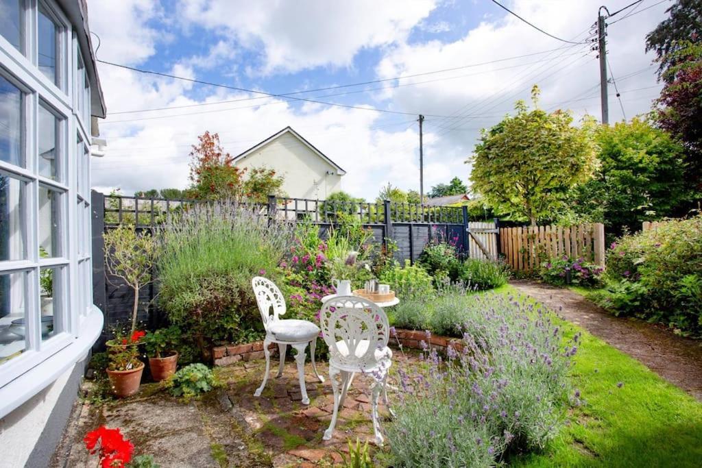 Orchard Cottage Sidmouth Bagian luar foto