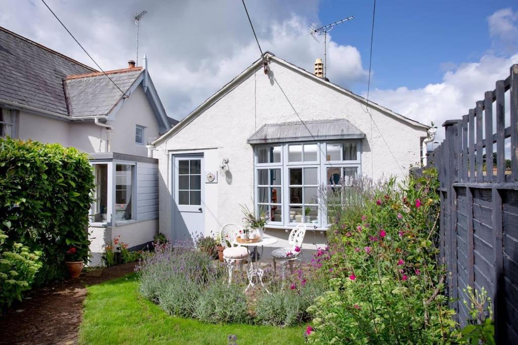 Orchard Cottage Sidmouth Bagian luar foto