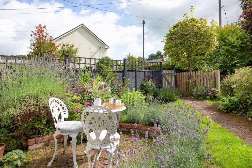 Orchard Cottage Sidmouth Bagian luar foto